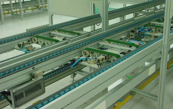 交錯(cuò)式托盤拼裝輸送