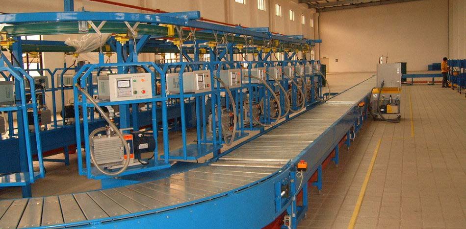 重型板鏈輸送機(jī)